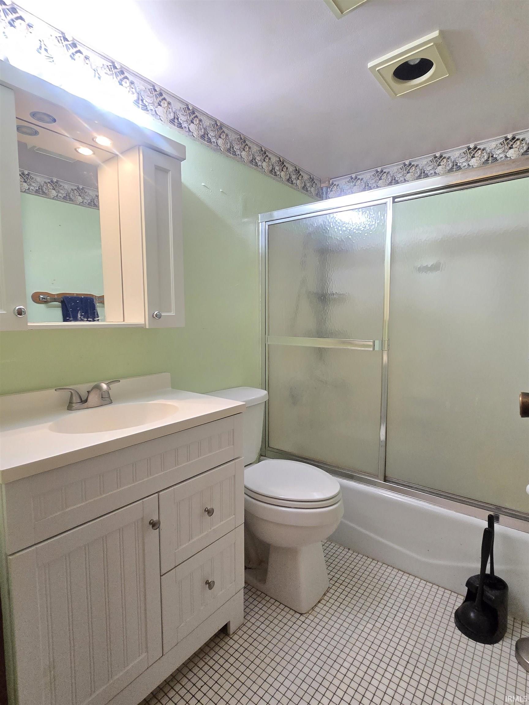 6302 Goshen Road Fort Wayne, IN 46818 - Photo 7 of 15