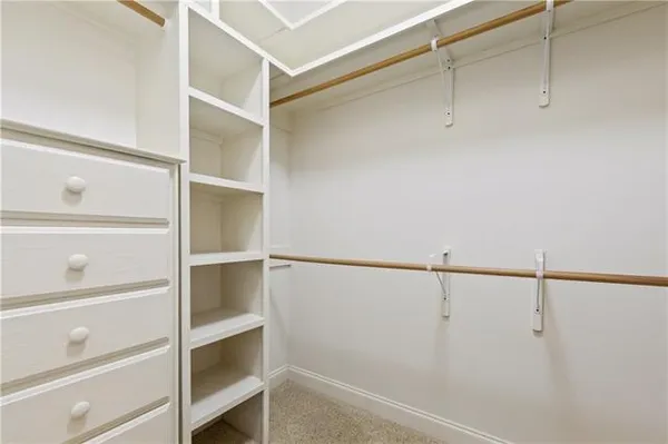 $685,000 | 102 Brahmwell Court, Lafayette, LA 70508