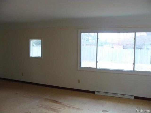 11065 South Evergreen Road Birch Run, MI 48415 - Photo 6 of 13 5.jpg