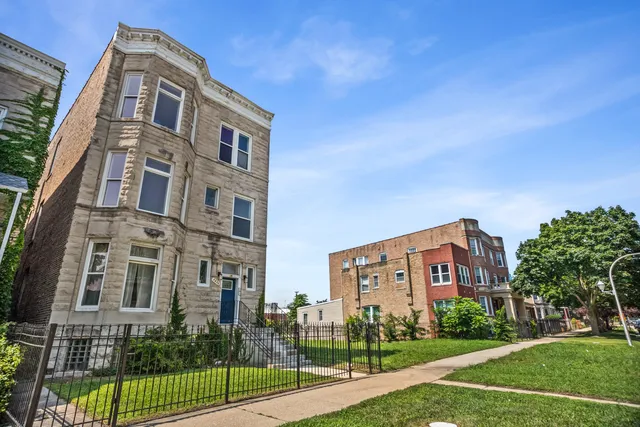$770,000 | 5330 South Wabash Avenue, Chicago, IL 60615