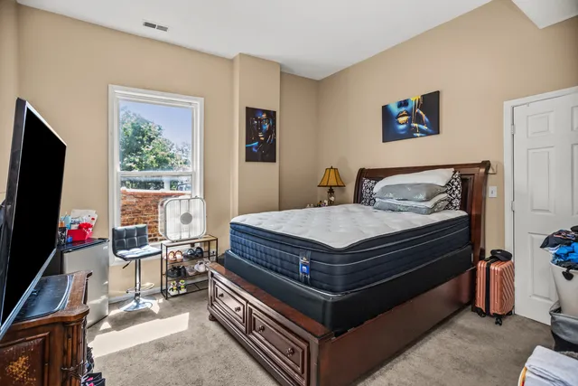 $770,000 | 5330 South Wabash Avenue, Chicago, IL 60615