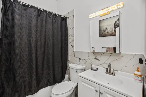 $770,000 | 5330 South Wabash Avenue, Chicago, IL 60615