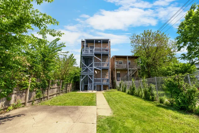 $770,000 | 5330 South Wabash Avenue, Chicago, IL 60615