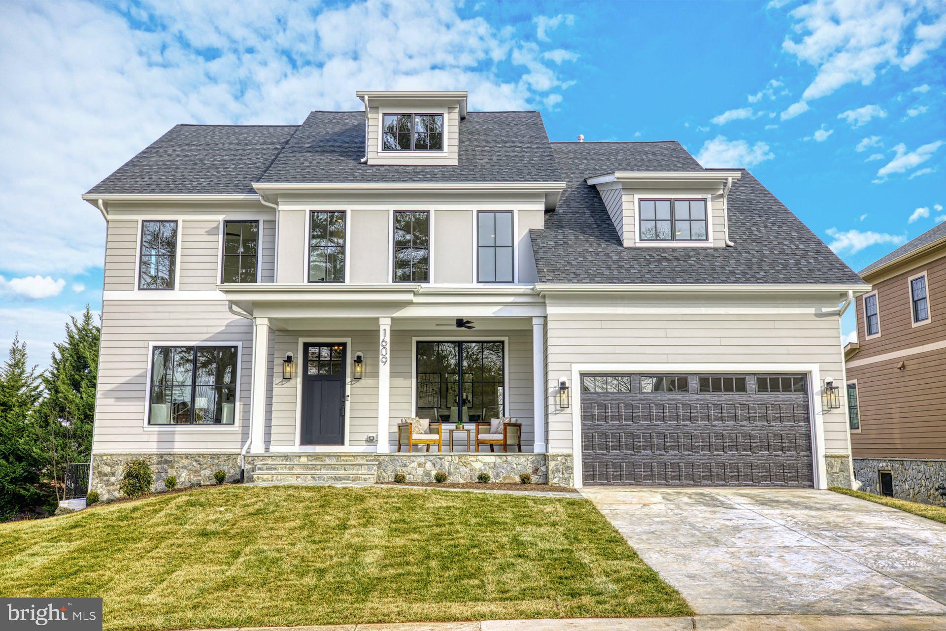 1609 Woodmoor Lane, McLean, VA 22101 Compass