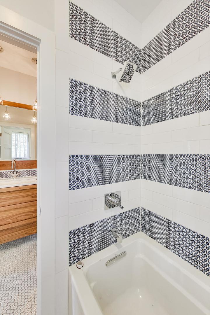 445 East Hillside Road Naperville, IL 60540 - Photo 52 of 83