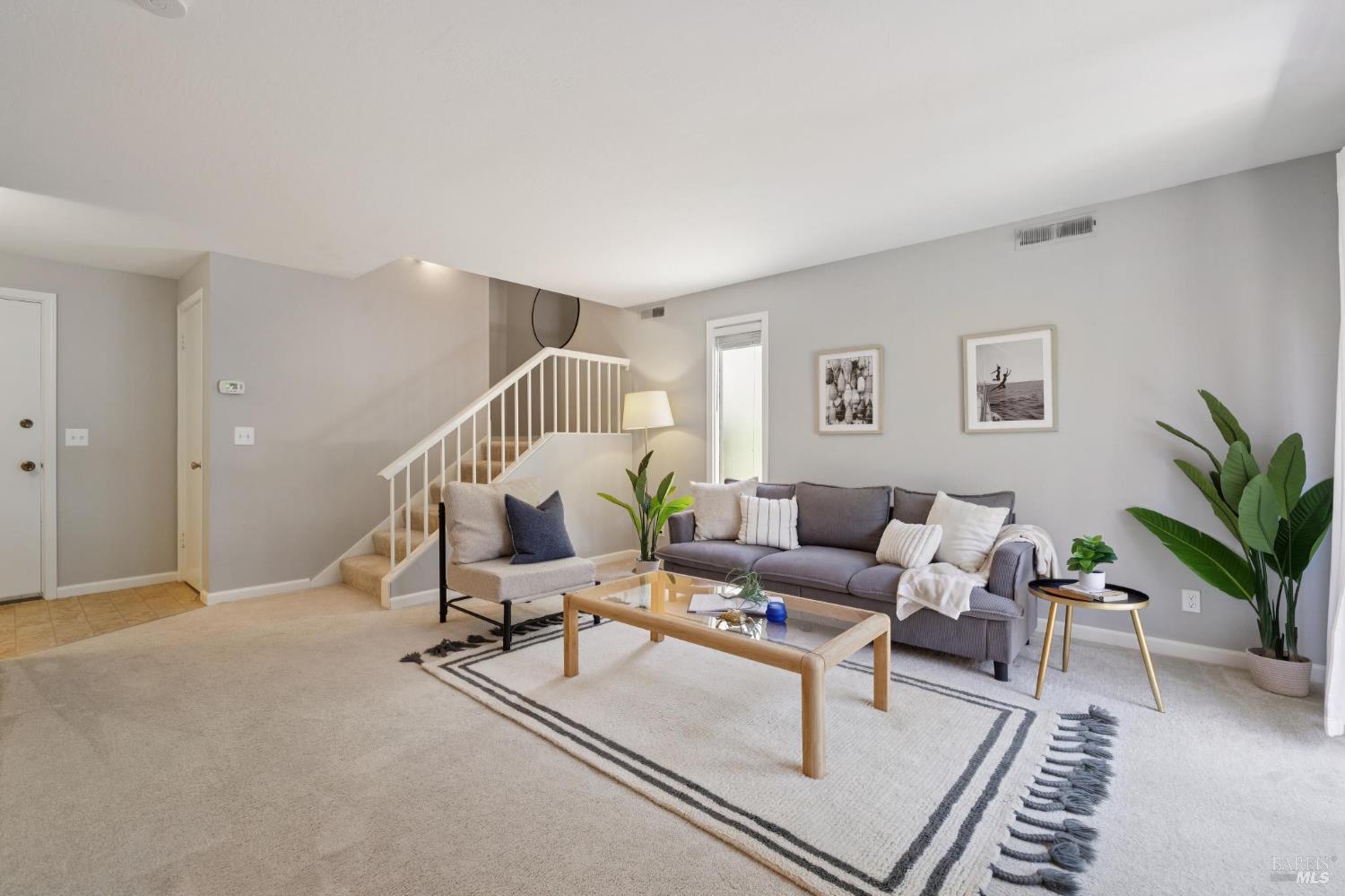 136 Surrey Lane San Rafael, CA 94903 - Photo 1 of 31