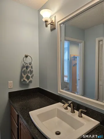 $439,900 | 129 Oakbrook Lane, Torrington, CT 06790