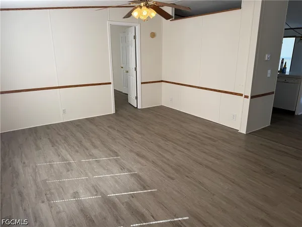 $1,695 | 2253 Queen Anne Drive, Fort Myers, FL 33905