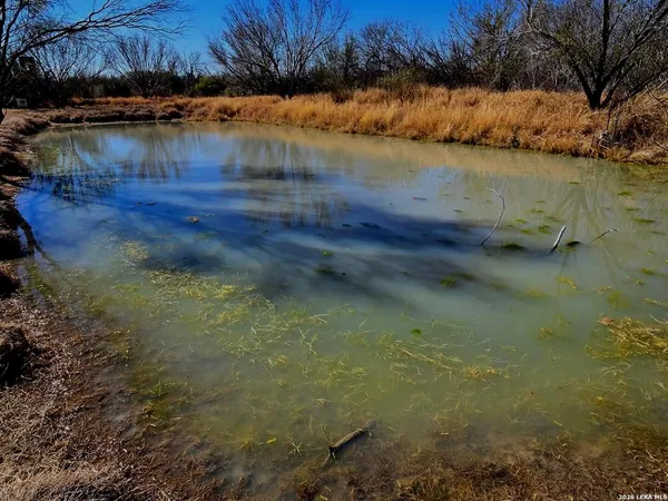 $2,248,000 | 1297 Farm To Market Road 1433, Carrizo Springs, TX 78834