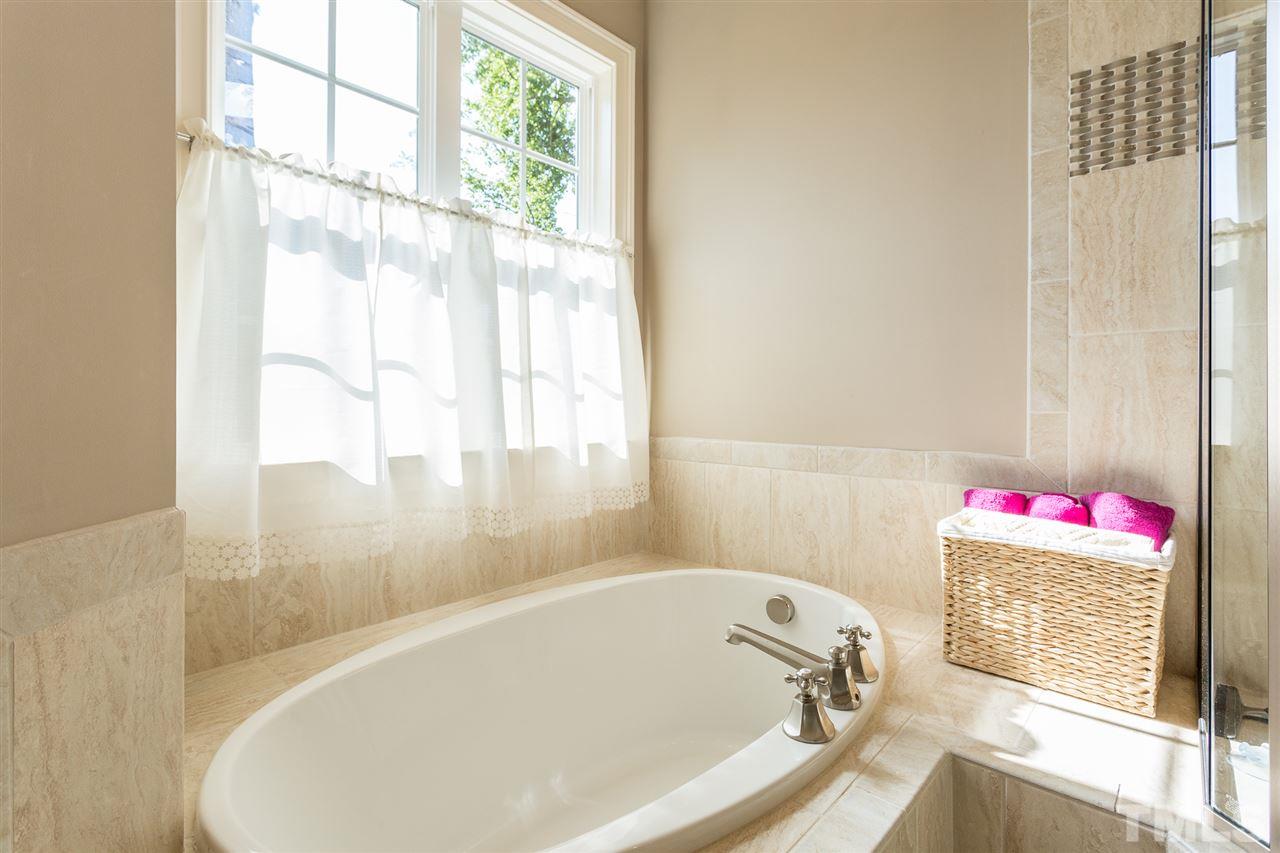 6410 Rosny Road Raleigh, NC 27613 - Photo 22 of 30
