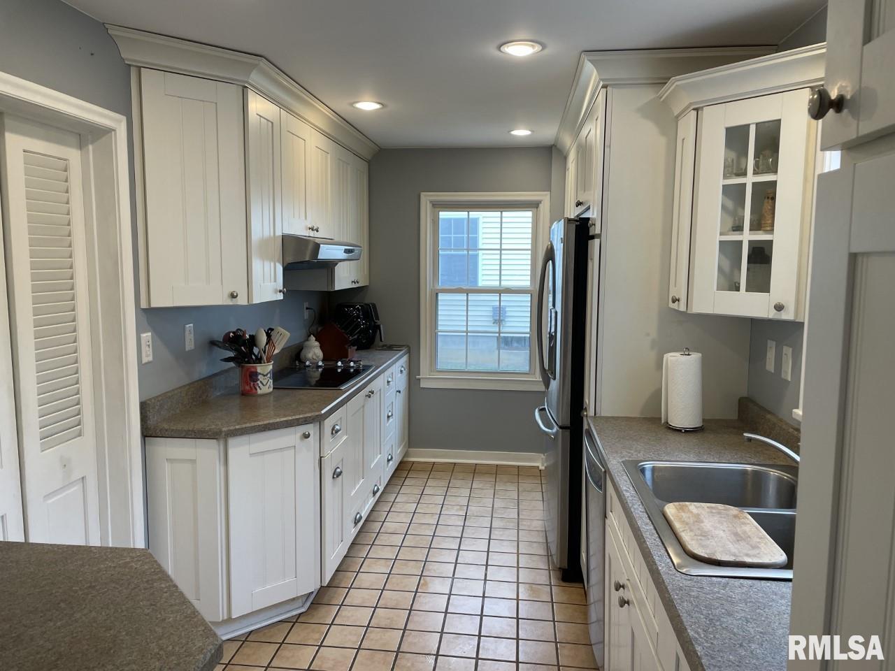 528 Rosedale Boulevard Jacksonville, IL 62650 - Photo 16 of 18 Gallery Image 16