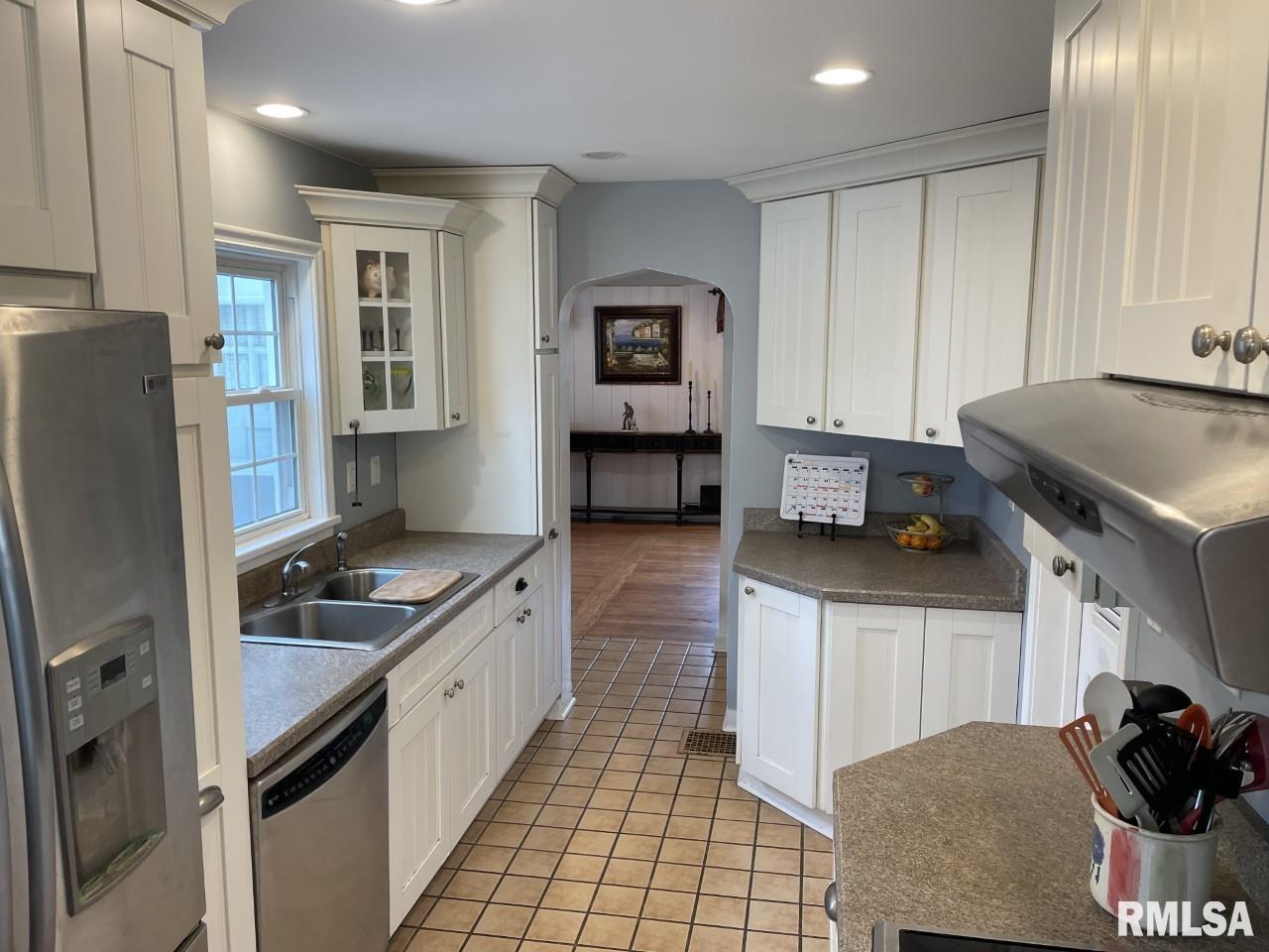 528 Rosedale Boulevard Jacksonville, IL 62650 - Photo 17 of 18 Gallery Image 17