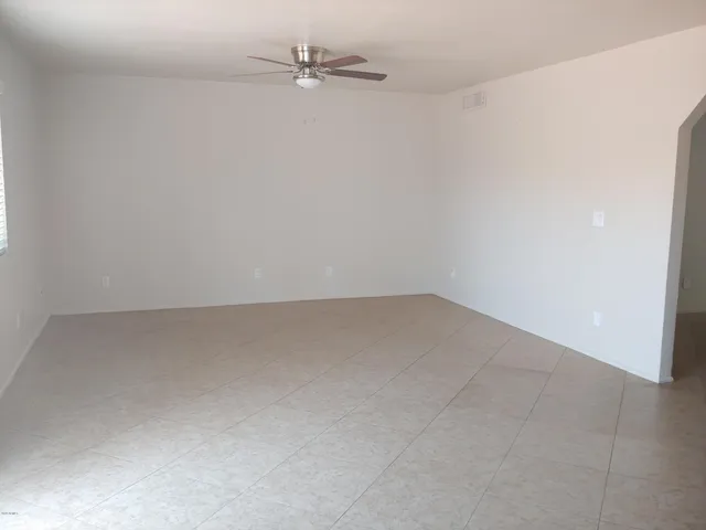 an empty room with a empty space