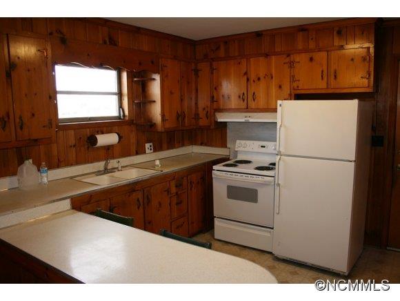215 Davenport Road Rutherfordton, NC 28139 - Photo 4 of 16