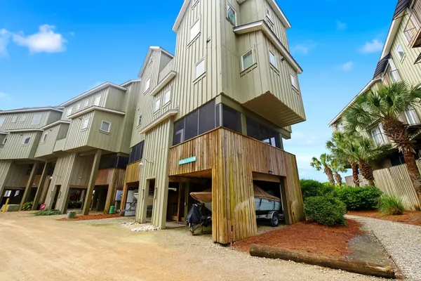 $239,900 | 312 Pirates Landing Drive, Carrabelle, FL 32322