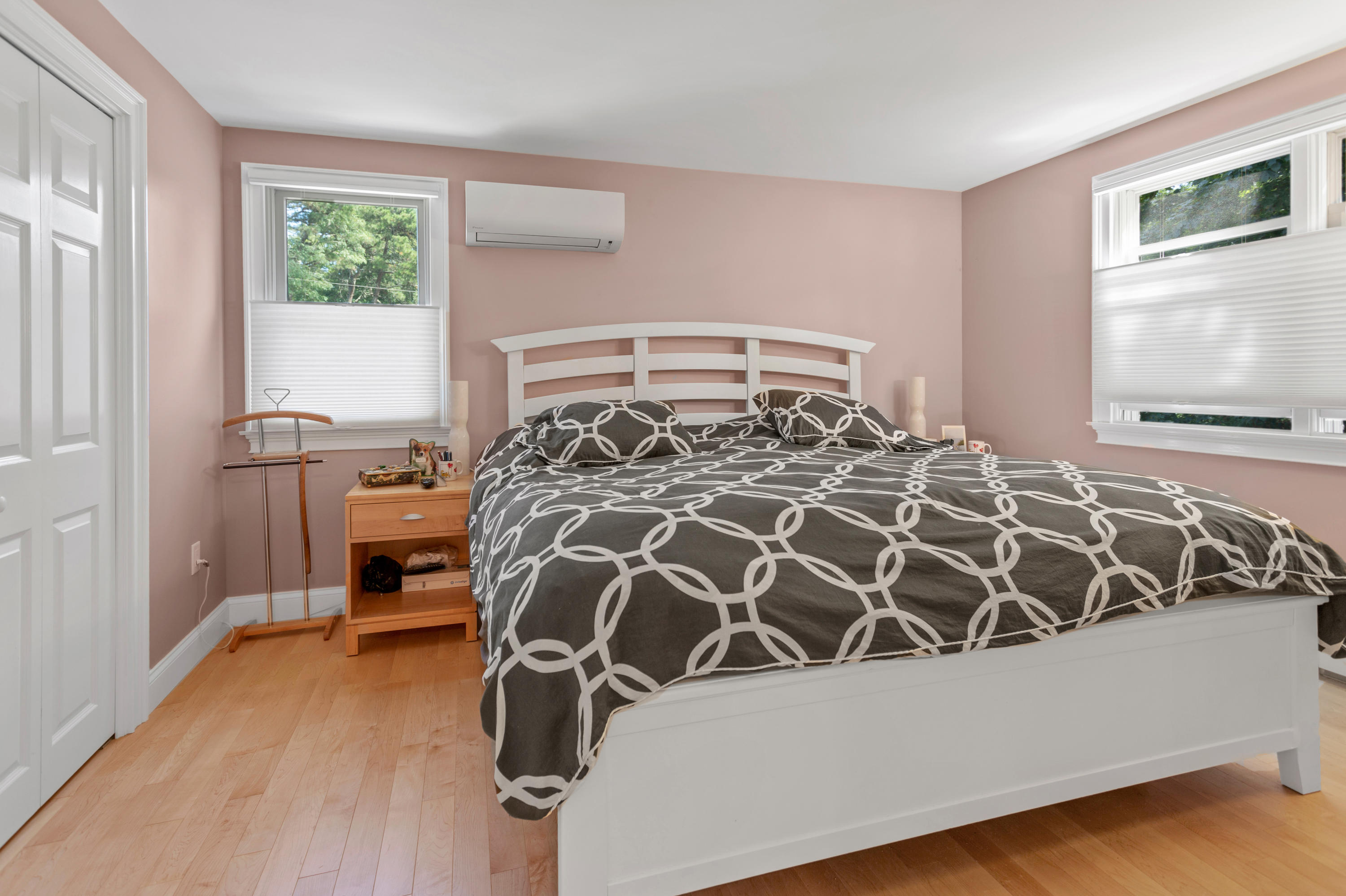 270 Hay Road Eastham, MA 02642 - Photo 25 of 42 SPACIOUS OWNERS SUITE