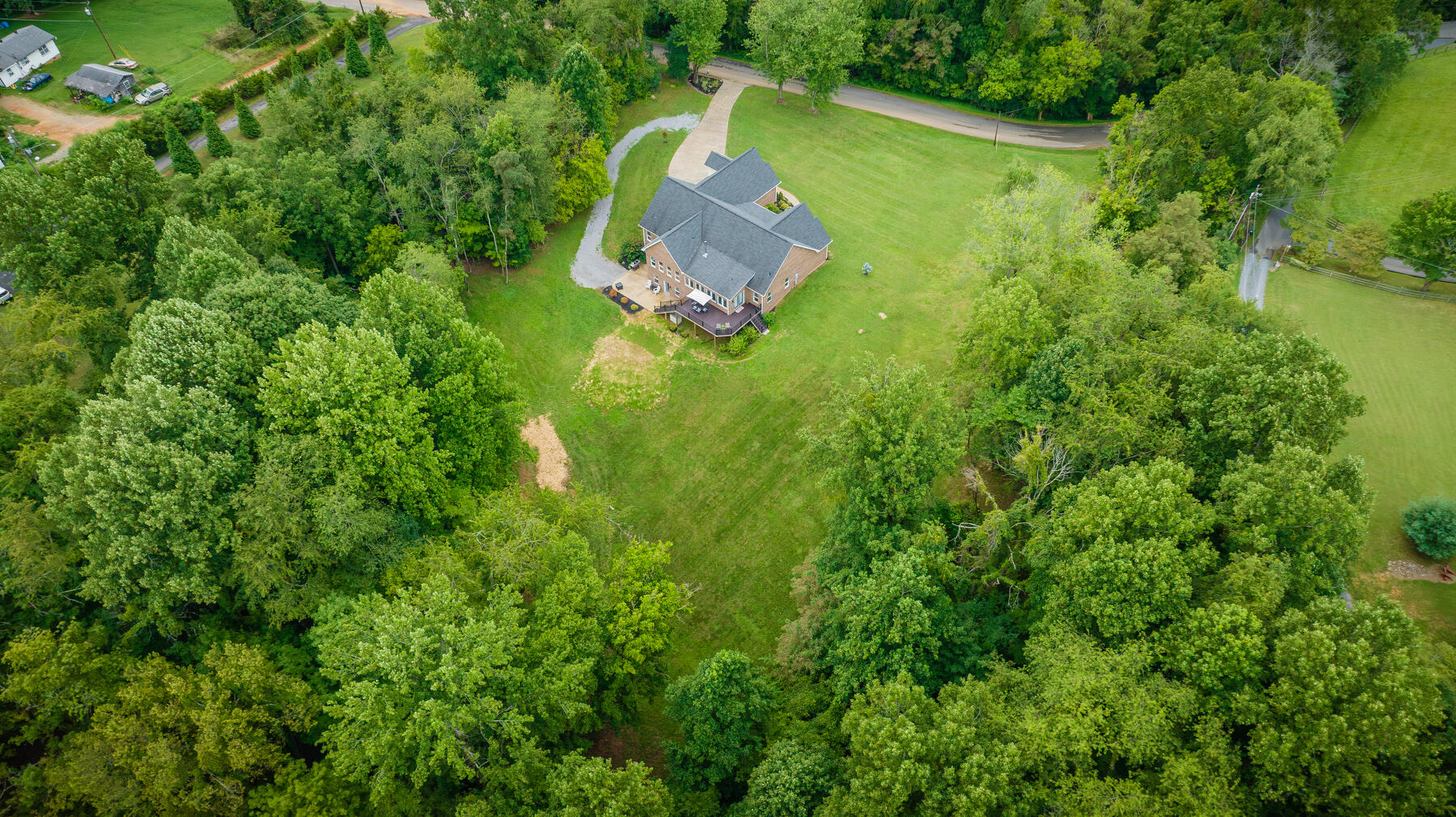 764 Bluff Road Kingsport, TN 37664 - Photo 84 of 101 103