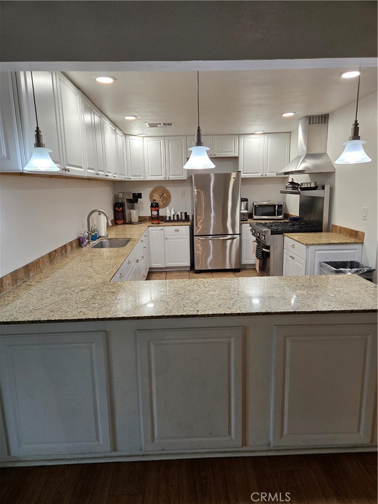 133 Paloma Drive Paso Robles, CA 93446 - Photo 28 of 30 Clubhouse kitchen