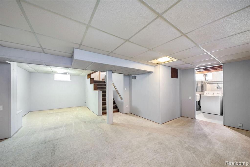 24901 Ross Street Dearborn, MI 48124 - Photo 19 of 25