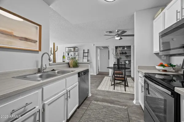 $1,310 | 1320 North McQueen Road, Unit B1, Chandler, AZ 85225