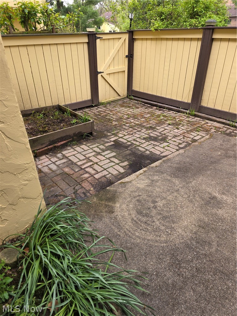 879 Hampton Ridge Drive Akron, OH 44313 - Photo 27 of 32