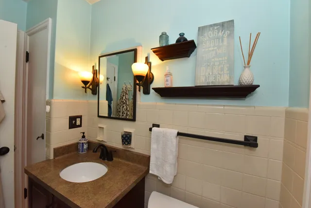 $274,900 | 2945 North 84th Street, Milwaukee, WI 53222