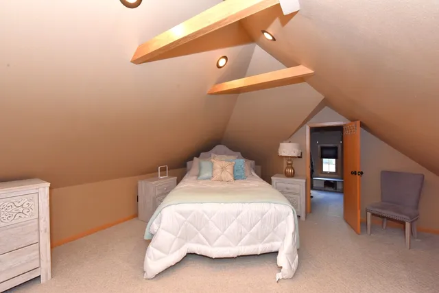 $274,900 | 2945 North 84th Street, Milwaukee, WI 53222