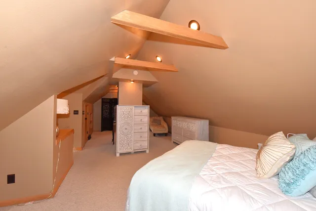 $274,900 | 2945 North 84th Street, Milwaukee, WI 53222