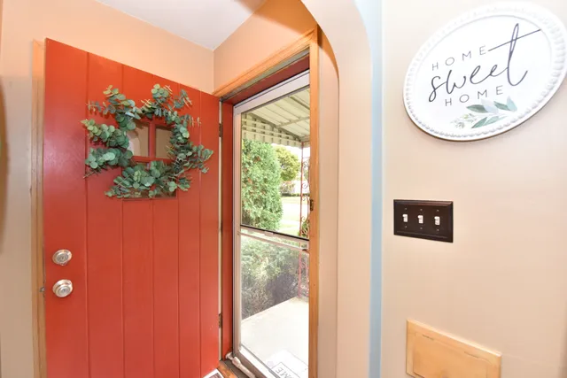 $274,900 | 2945 North 84th Street, Milwaukee, WI 53222