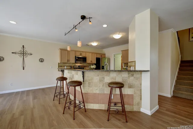 $2,395 | 16 Claybrook, San Antonio, TX 78254