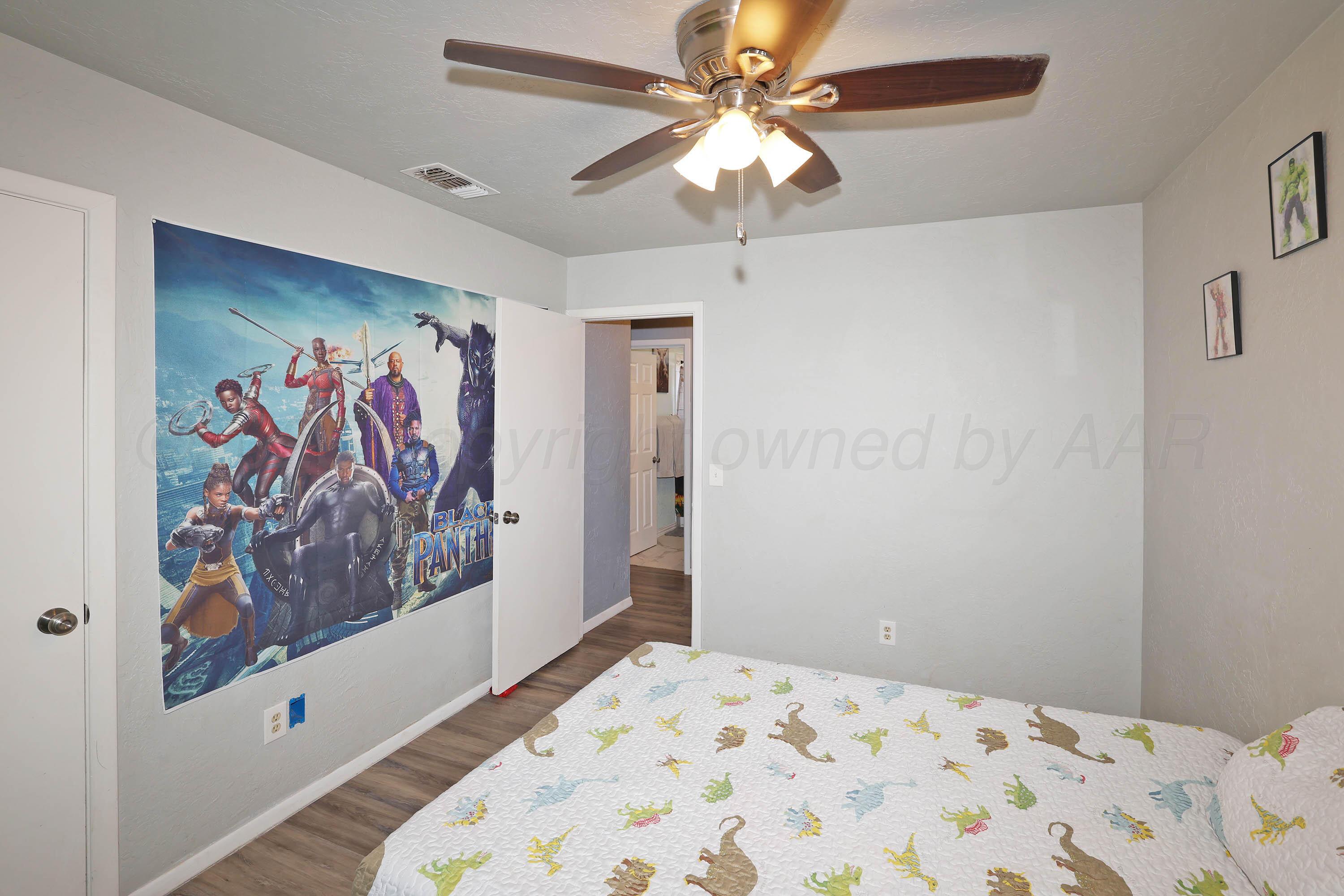 1036 Stuart Drive Amarillo, TX 79104 - Photo 13 of 20 13-3rd Bedroom