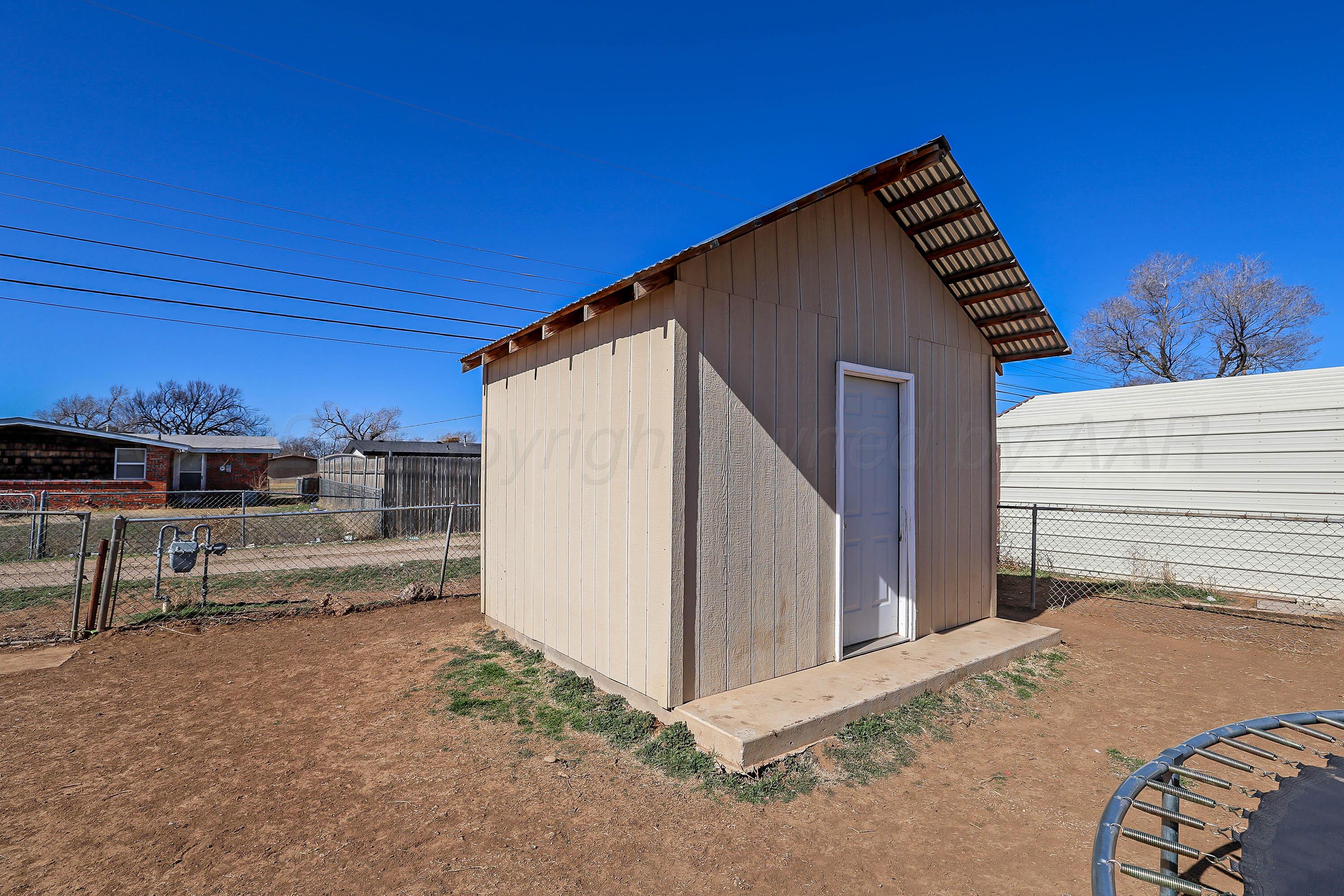 1036 Stuart Drive Amarillo, TX 79104 - Photo 19 of 20 19-Storage Building