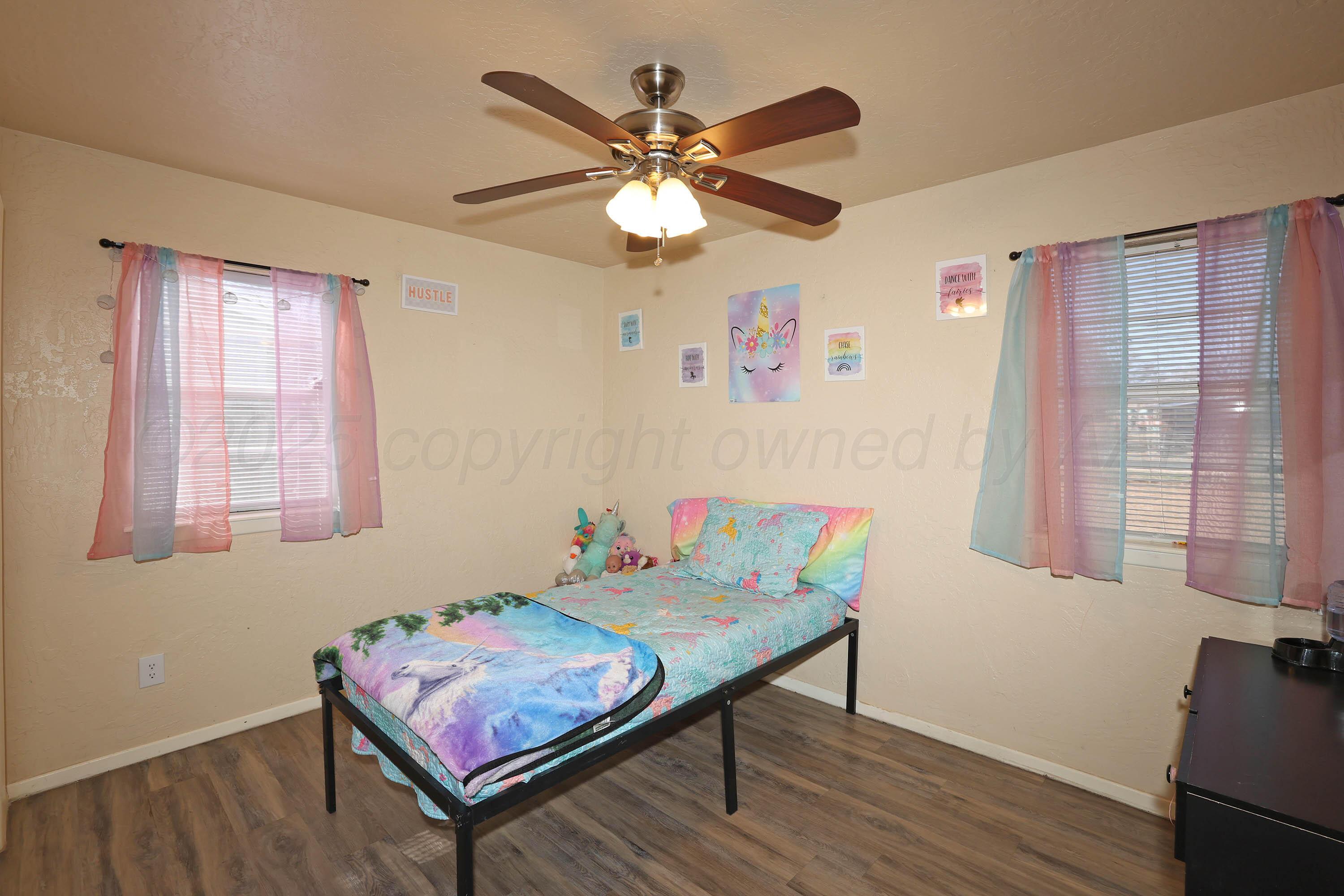 1036 Stuart Drive Amarillo, TX 79104 - Photo 9 of 20 10-2nd Bedroom