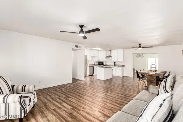$459,900 | 1609 West Mission Lane, Phoenix, AZ 85021