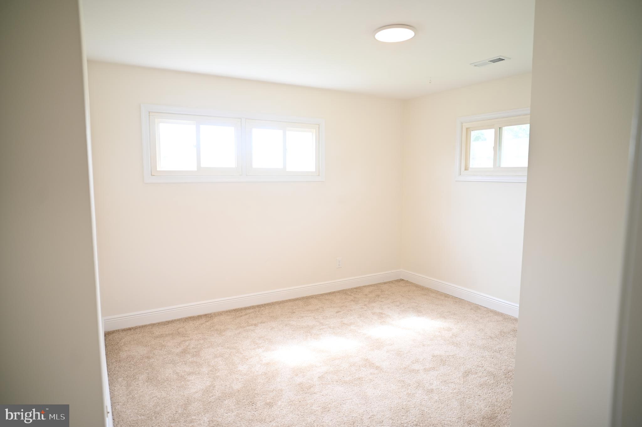 5627 McClean Boulevard Baltimore, MD 21214 - Photo 30 of 38 Bedroom 2