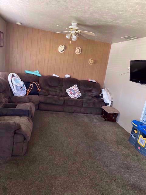 664 East August Avenue Reedley, CA 93654 - Photo 3 of 14