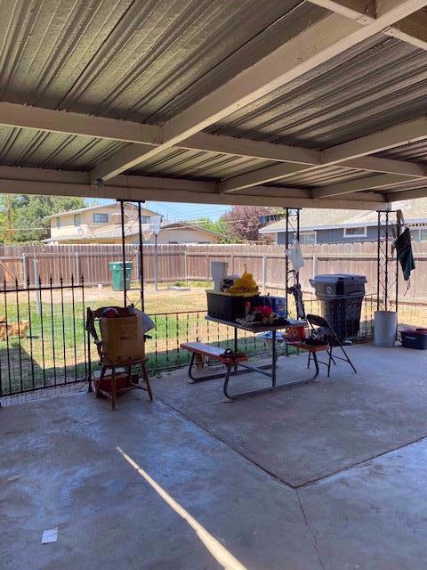 664 East August Avenue Reedley, CA 93654 - Photo 7 of 14