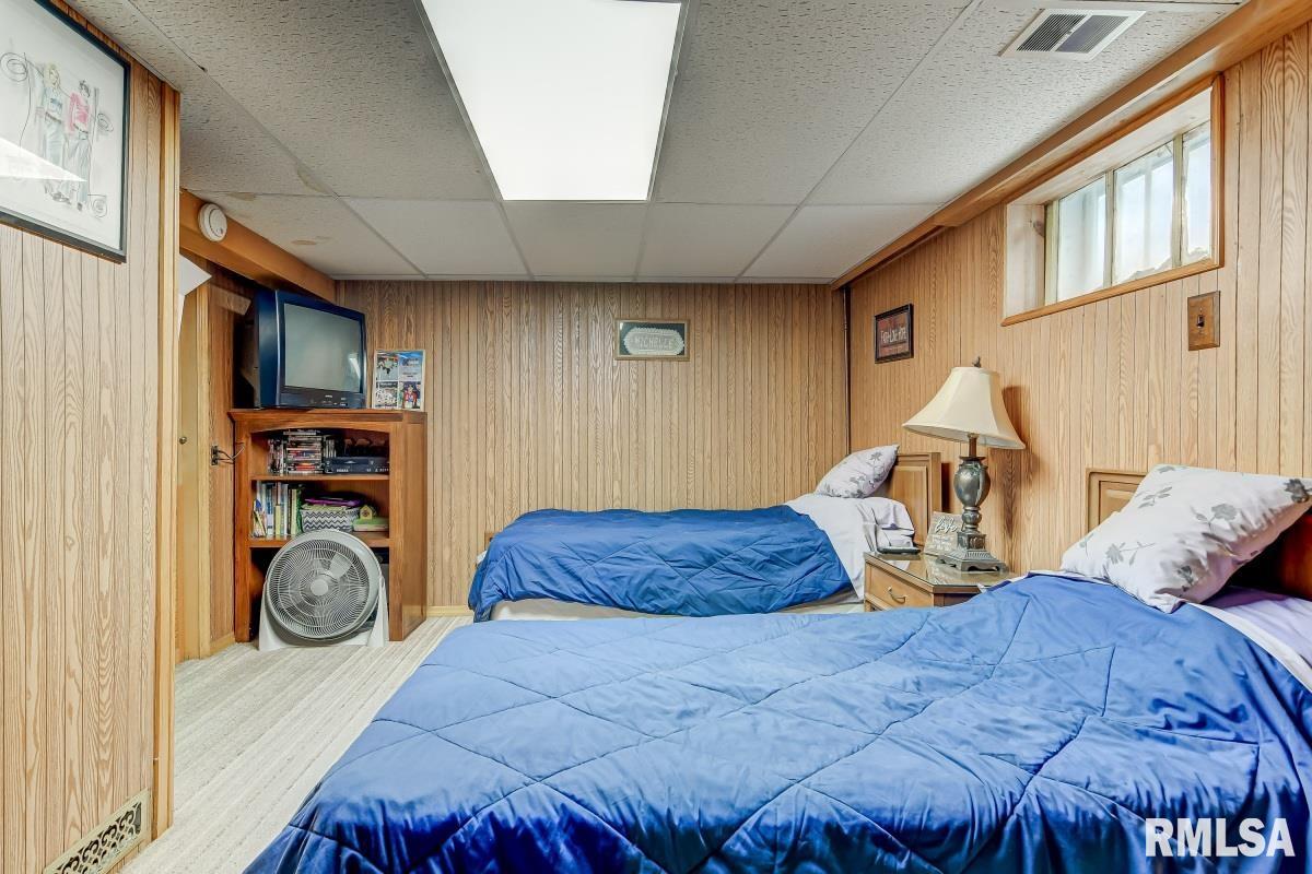 2325 South 5th Street Springfield, IL 62703 - Photo 25 of 33