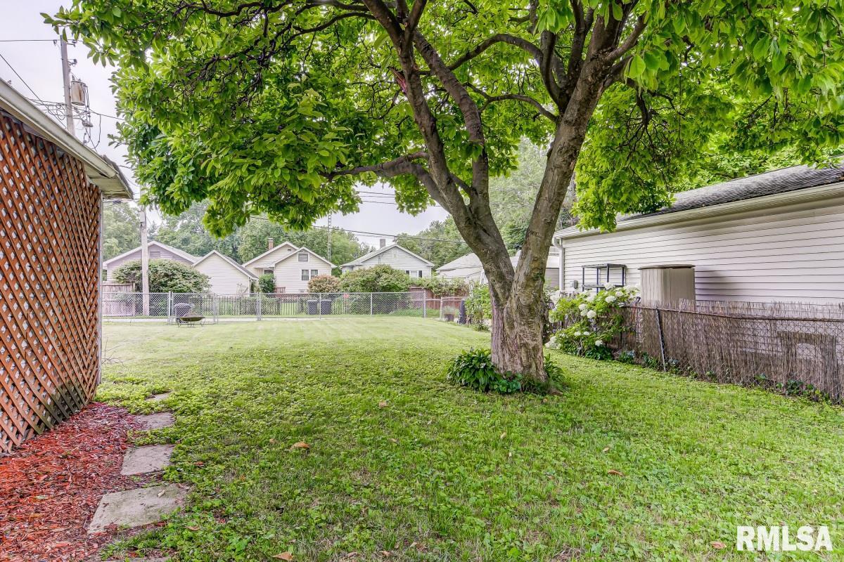 2325 South 5th Street Springfield, IL 62703 - Photo 29 of 33