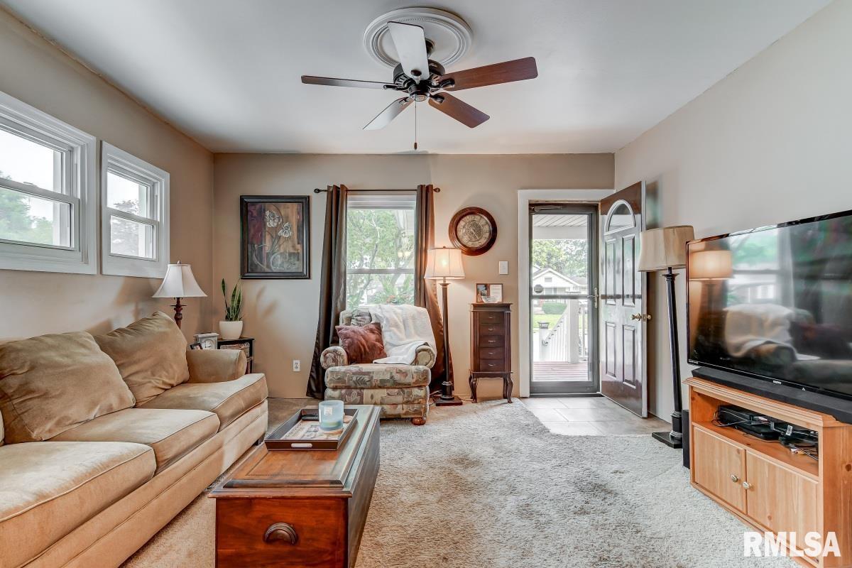 2325 South 5th Street Springfield, IL 62703 - Photo 5 of 33