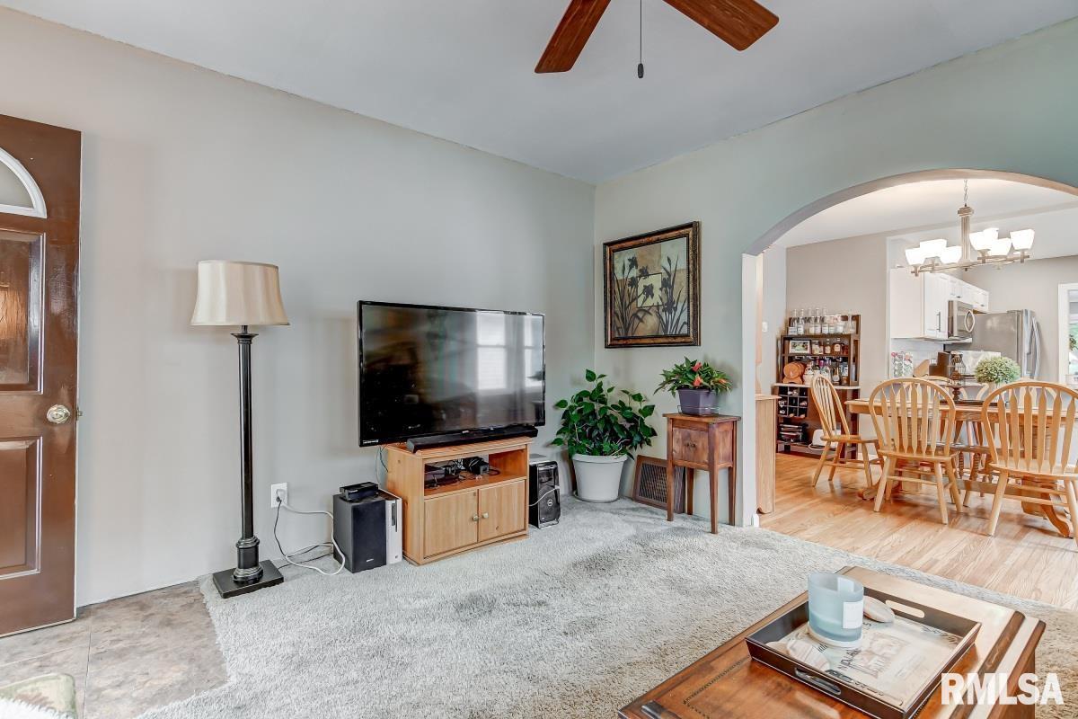 2325 South 5th Street Springfield, IL 62703 - Photo 8 of 33