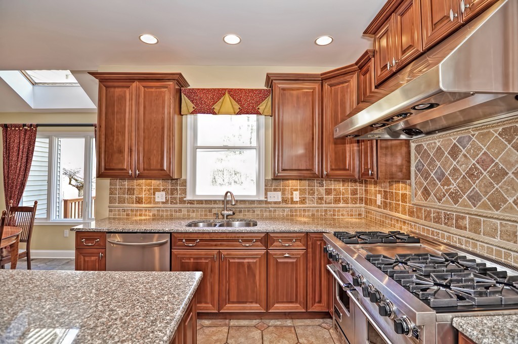 88 Hancock Road Franklin, MA 02038 - Photo 12 of 30 Gallery Image 12