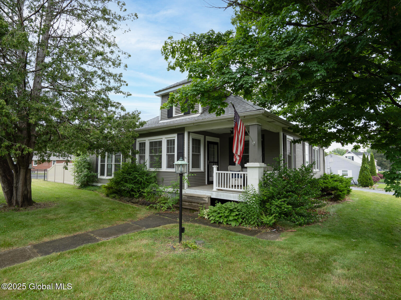 23 Hampton Avenue Rensselaer, NY 12144 - Photo 2 of 34 DSC00383-Edit