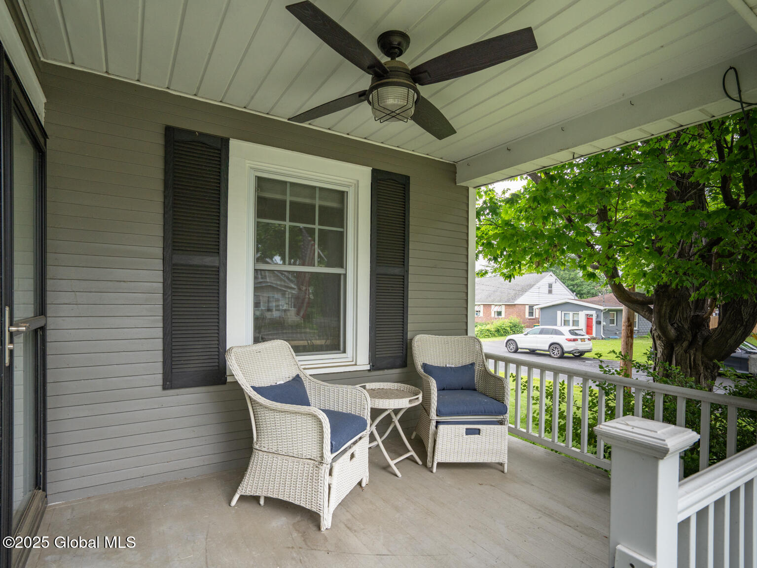 23 Hampton Avenue Rensselaer, NY 12144 - Photo 4 of 34 DSC00387