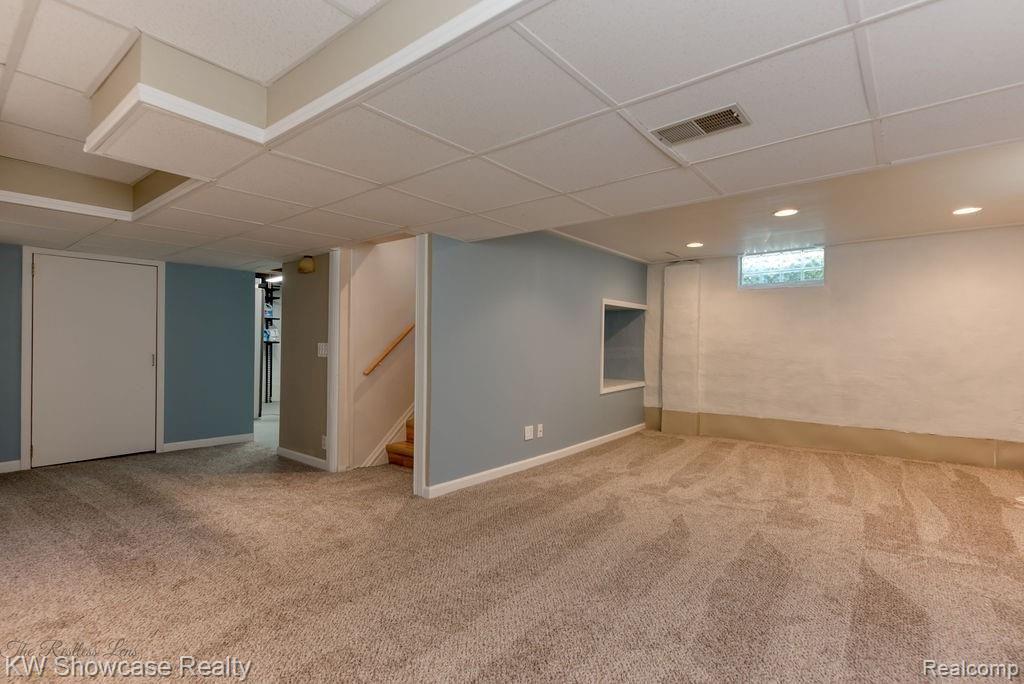2738 Crooks Road Royal Oak, MI 48073 - Photo 22 of 25