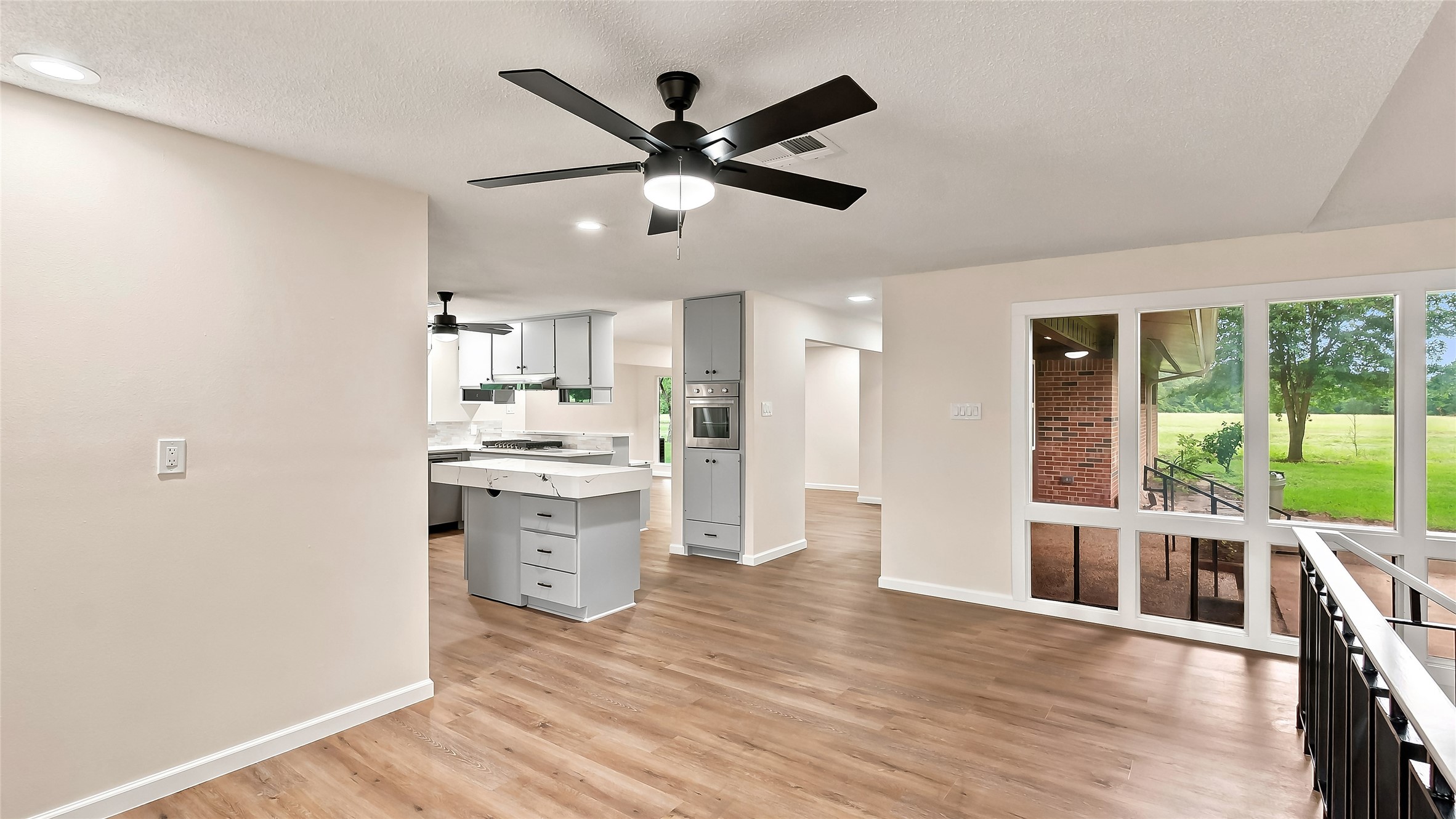 16121 Fm 2620 Road Bedias, TX 77831 - Photo 19 of 42