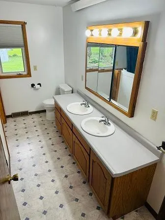 $195,000 | 75 4th Street Northwest, Clara City, MN 56222