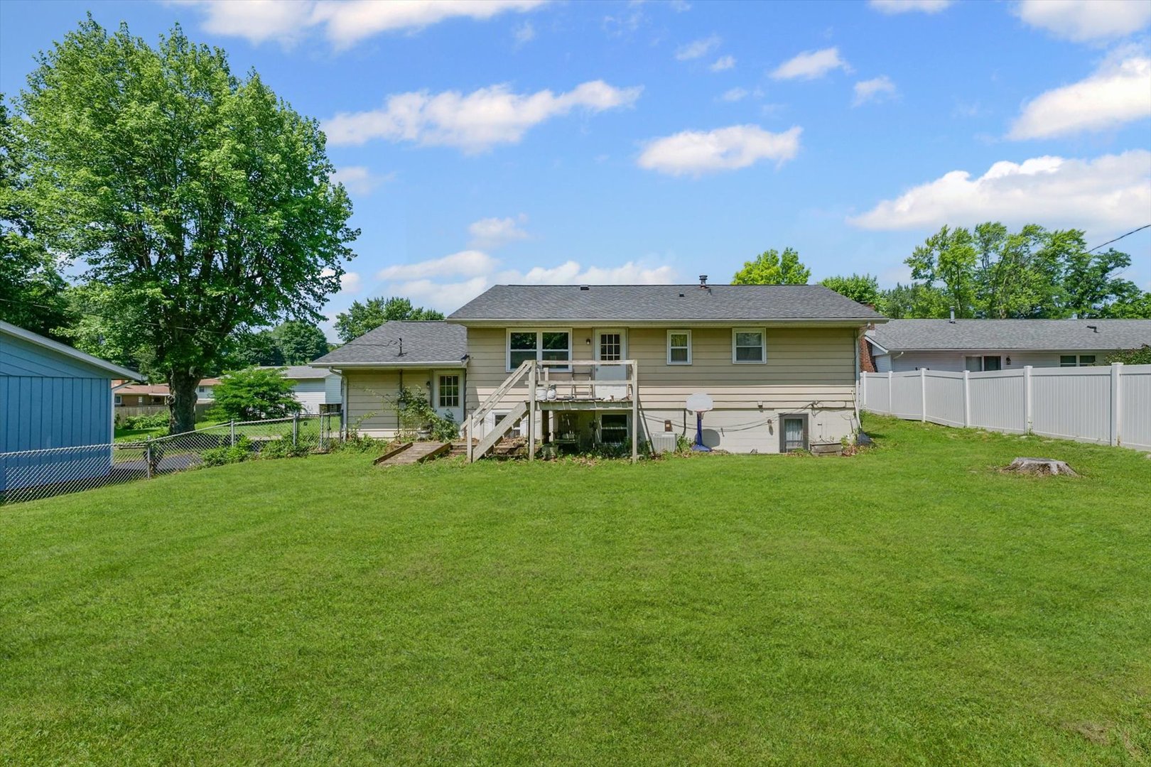 2701 East Road Danville, IL 61832 - Photo 27 of 30 Gallery Image 27
