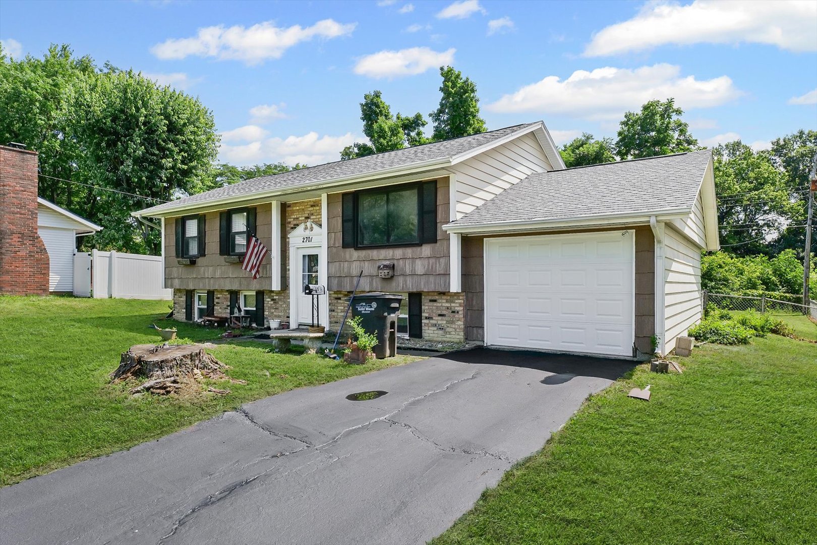 2701 East Road Danville, IL 61832 - Photo 4 of 30 Gallery Image 4