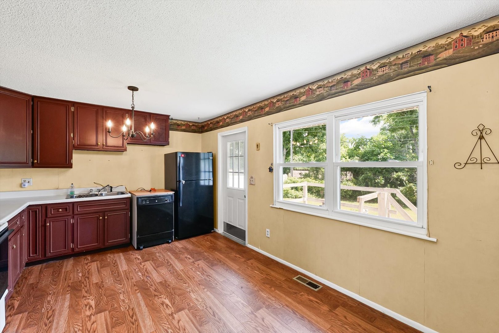 2701 East Road Danville, IL 61832 - Photo 10 of 30 Gallery Image 10